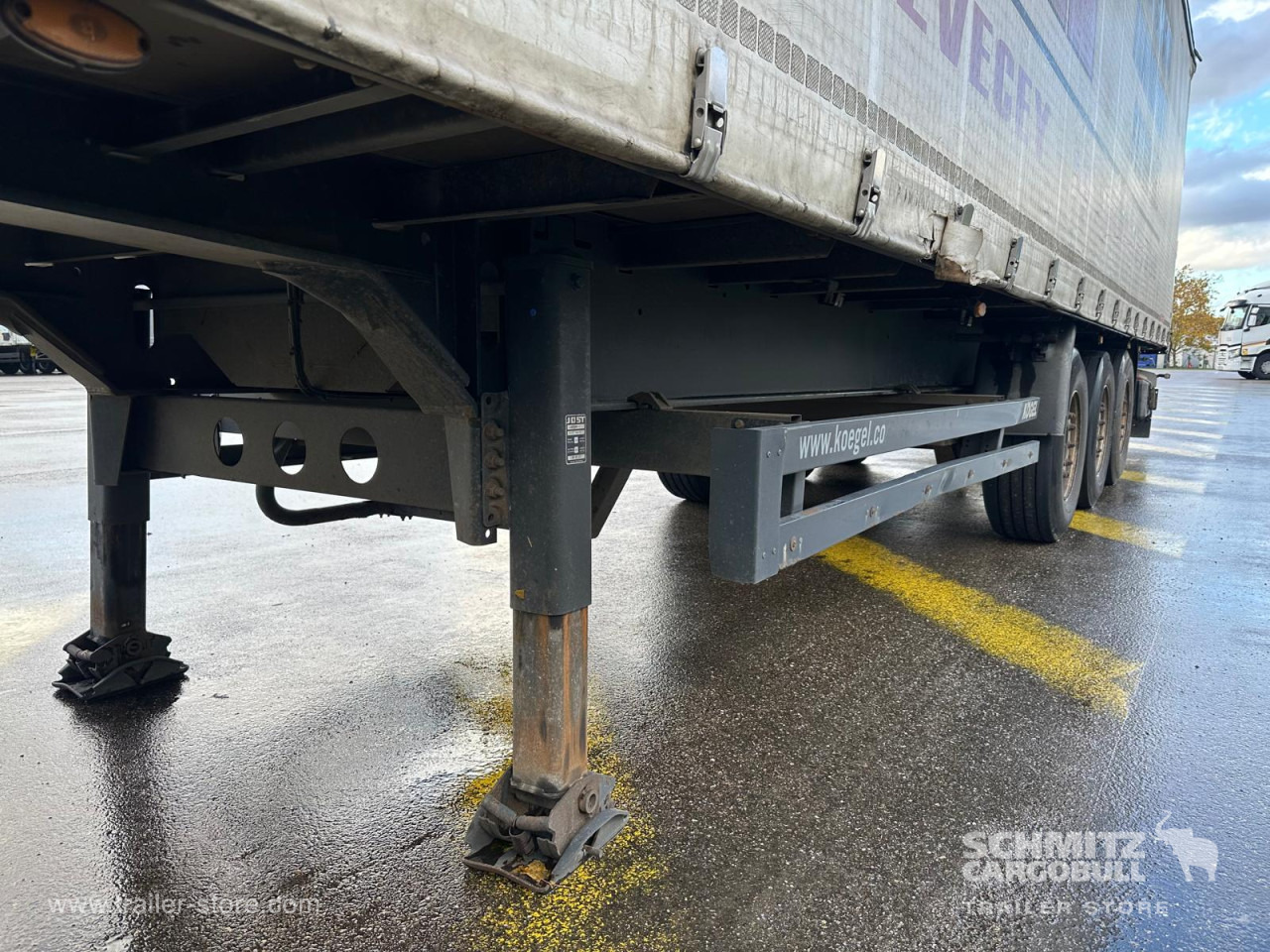KOEGEL Curtainsider Standard - Тентованный полуприцеп: фото 2 KOEGEL Curtainsider Standard - Тентованный полуприцеп: фото 2
