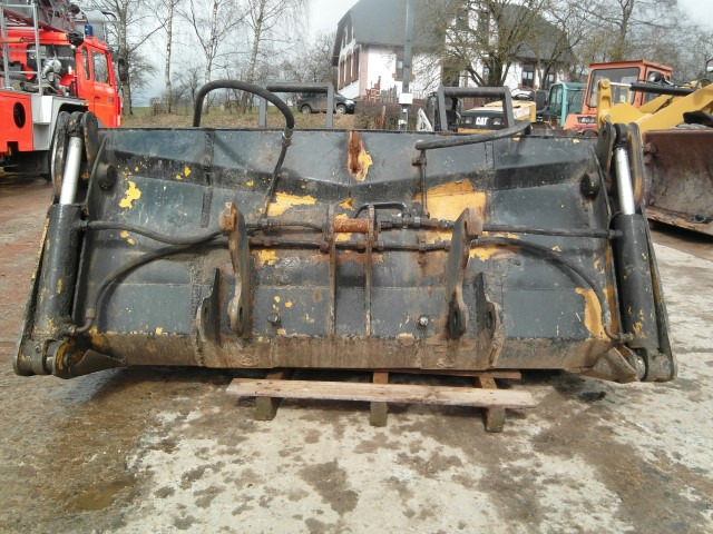 4 in 1 Schaufel (Klappschaufel) - Ковш для погрузчика: фото 5 4 in 1 Schaufel (Klappschaufel) - Ковш для погрузчика: фото 5