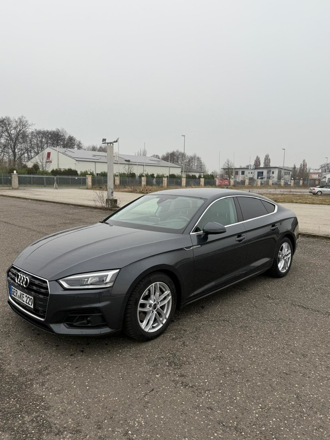 AUDI A5 Sportback (Typ F5) 2.0 TDI Schräghecklimousin - Легковой автомобиль: фото 1 AUDI A5 Sportback (Typ F5) 2.0 TDI Schräghecklimousin - Легковой автомобиль: фото 1