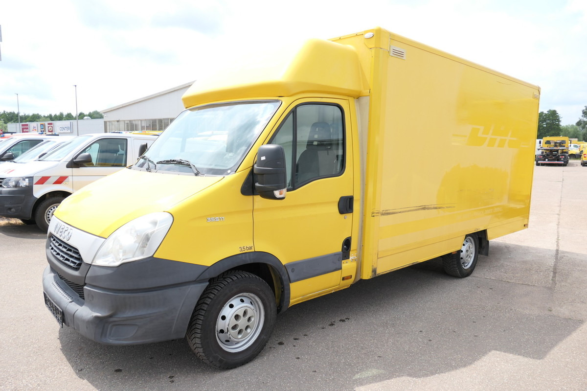 IVECO Daily 35 S11 C30C AUTOMATIK KAMERA MAXI KAMERA R - Фургон с закрытым кузовом: фото 2 IVECO Daily 35 S11 C30C AUTOMATIK KAMERA MAXI KAMERA R - Фургон с закрытым кузовом: фото 2