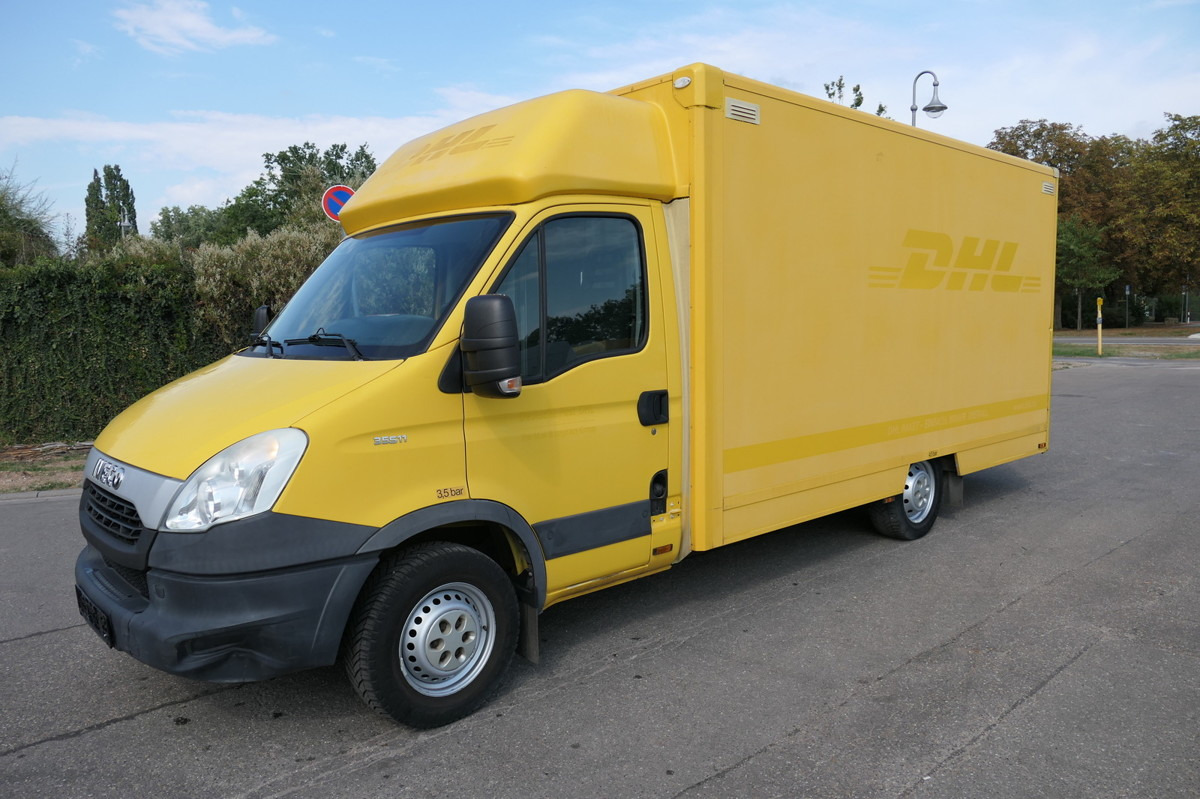 IVECO Daily 35 S11 C30C AUTOMATIK KAMERA Regale LUFT D - Фургон с закрытым кузовом: фото 1 IVECO Daily 35 S11 C30C AUTOMATIK KAMERA Regale LUFT D - Фургон с закрытым кузовом: фото 1