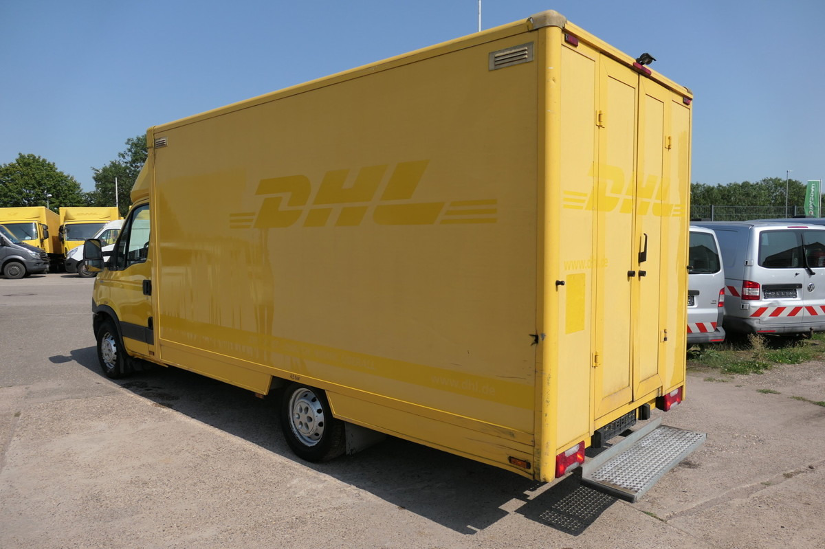 IVECO Daily 35 S11 C30C AUTOMATIK KAMERA Regale LUFT D - Фургон с закрытым кузовом: фото 4 IVECO Daily 35 S11 C30C AUTOMATIK KAMERA Regale LUFT D - Фургон с закрытым кузовом: фото 4