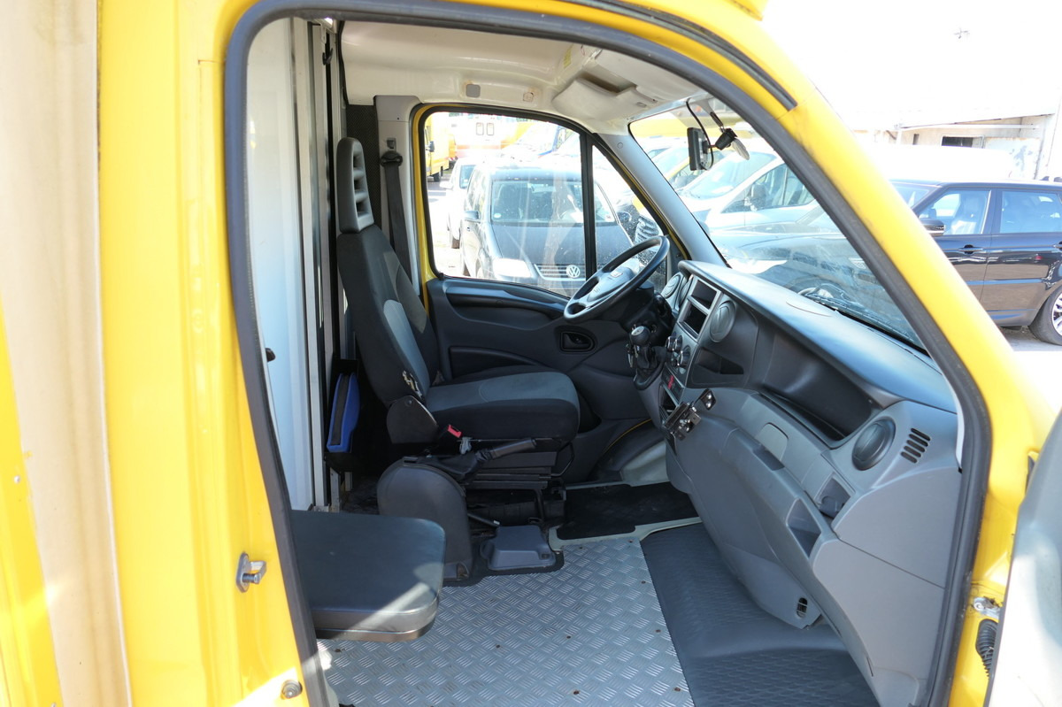 IVECO Daily 35 S11 C30C AUTOMATIK KAMERA Regale LUFT D - Фургон с закрытым кузовом: фото 5 IVECO Daily 35 S11 C30C AUTOMATIK KAMERA Regale LUFT D - Фургон с закрытым кузовом: фото 5