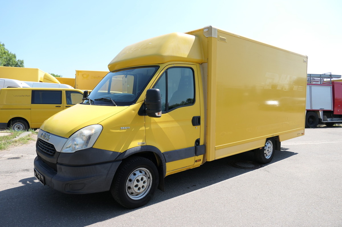 IVECO Daily 35 S11 C30C AUTOMATIK KAMERA Regale LUFT D - Фургон с закрытым кузовом: фото 1 IVECO Daily 35 S11 C30C AUTOMATIK KAMERA Regale LUFT D - Фургон с закрытым кузовом: фото 1