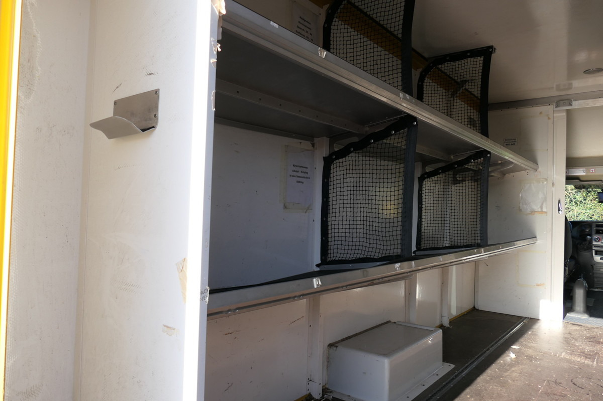 Фургон с закрытым кузовом IVECO Daily 35 S11 C30C AUTOMATIK KAMERA Regale LUFT D: фото 7