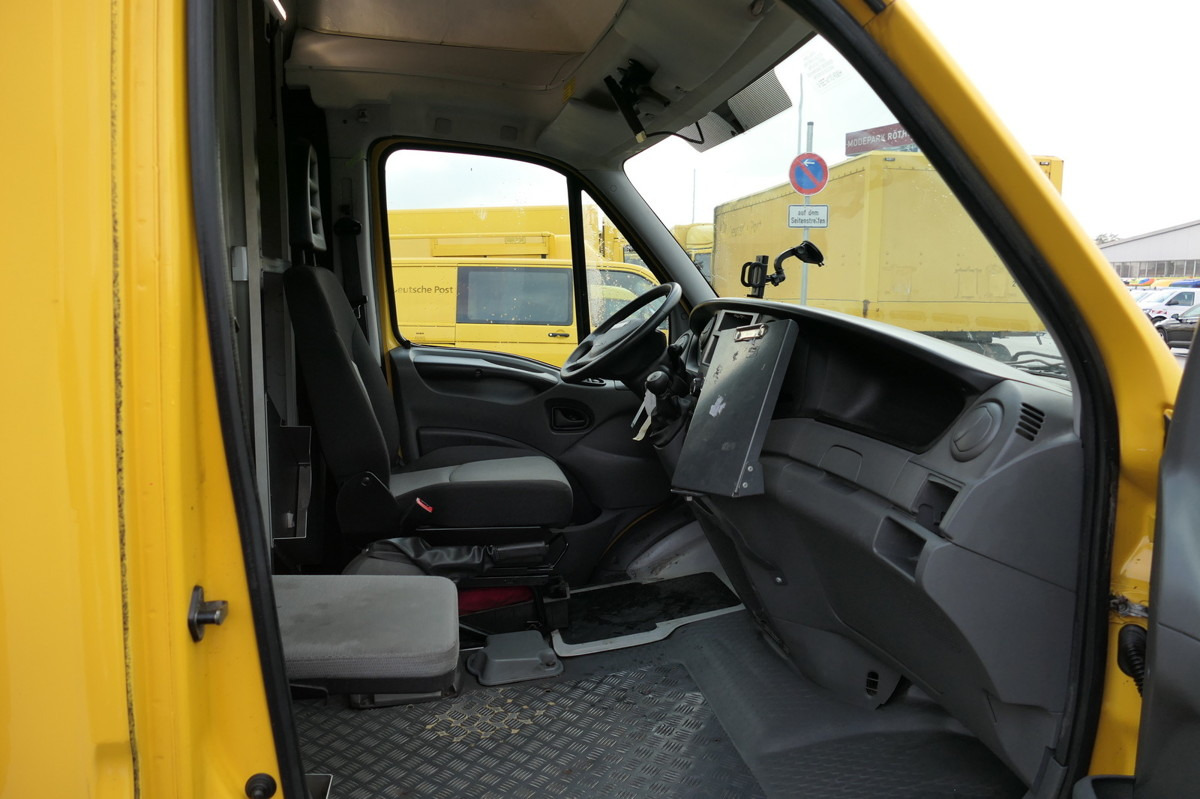 IVECO Daily 35 S11 C30C KURZ AUTOMATIK KAMERA Regale L - Фургон с закрытым кузовом: фото 5 IVECO Daily 35 S11 C30C KURZ AUTOMATIK KAMERA Regale L - Фургон с закрытым кузовом: фото 5