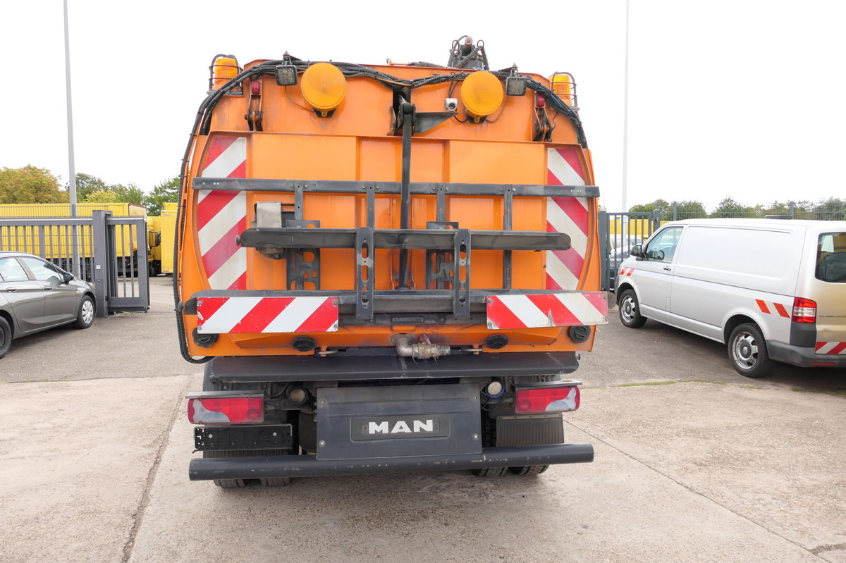 MAN TGL 12.250 Küpper Weisser Kehrmaschine - Подметально-уборочная машина: фото 4 MAN TGL 12.250 Küpper Weisser Kehrmaschine - Подметально-уборочная машина: фото 4