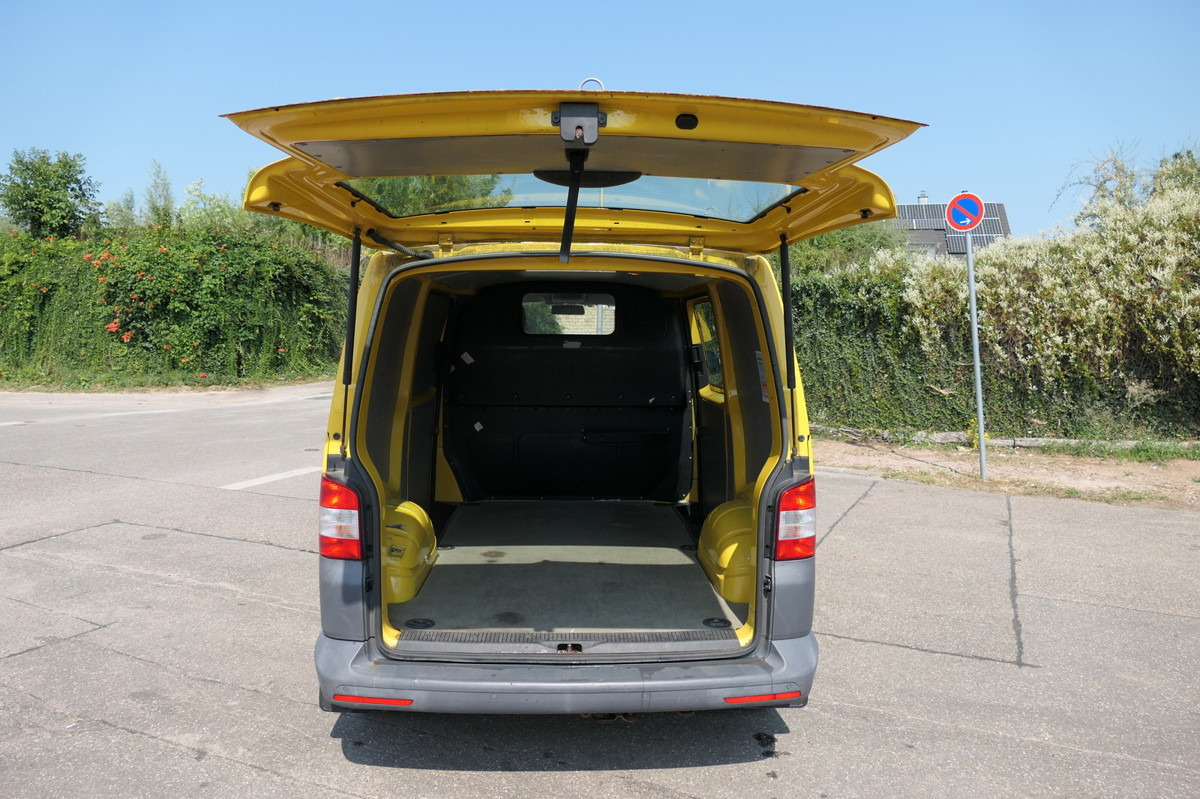 VW T5 Transporter 2.0 TDI 2xSCHIEBETÜR PARKTRONIK E - Легковой фургон: фото 5 VW T5 Transporter 2.0 TDI 2xSCHIEBETÜR PARKTRONIK E - Легковой фургон: фото 5