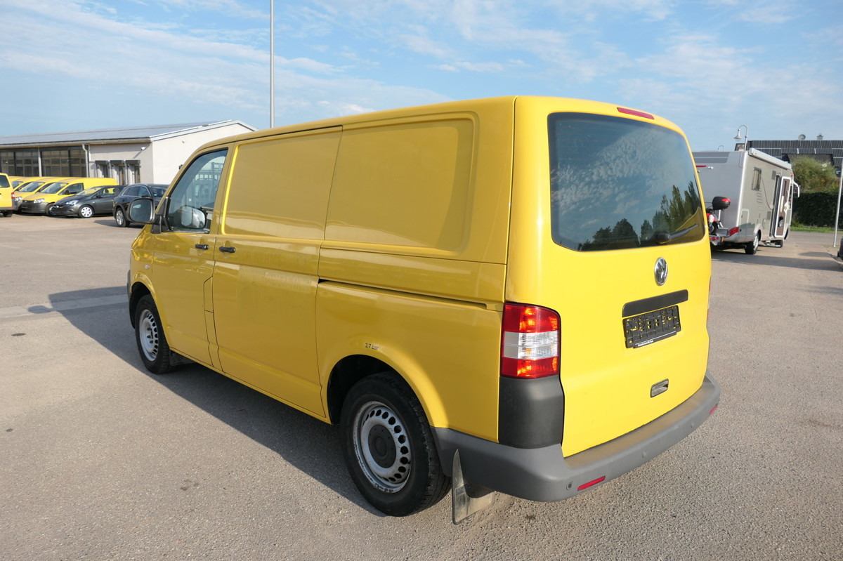 VW T5 Transporter 2.0 TDI PARKTRONIK 2xSCHIEBETÜR - Легковой фургон: фото 5 VW T5 Transporter 2.0 TDI PARKTRONIK 2xSCHIEBETÜR - Легковой фургон: фото 5