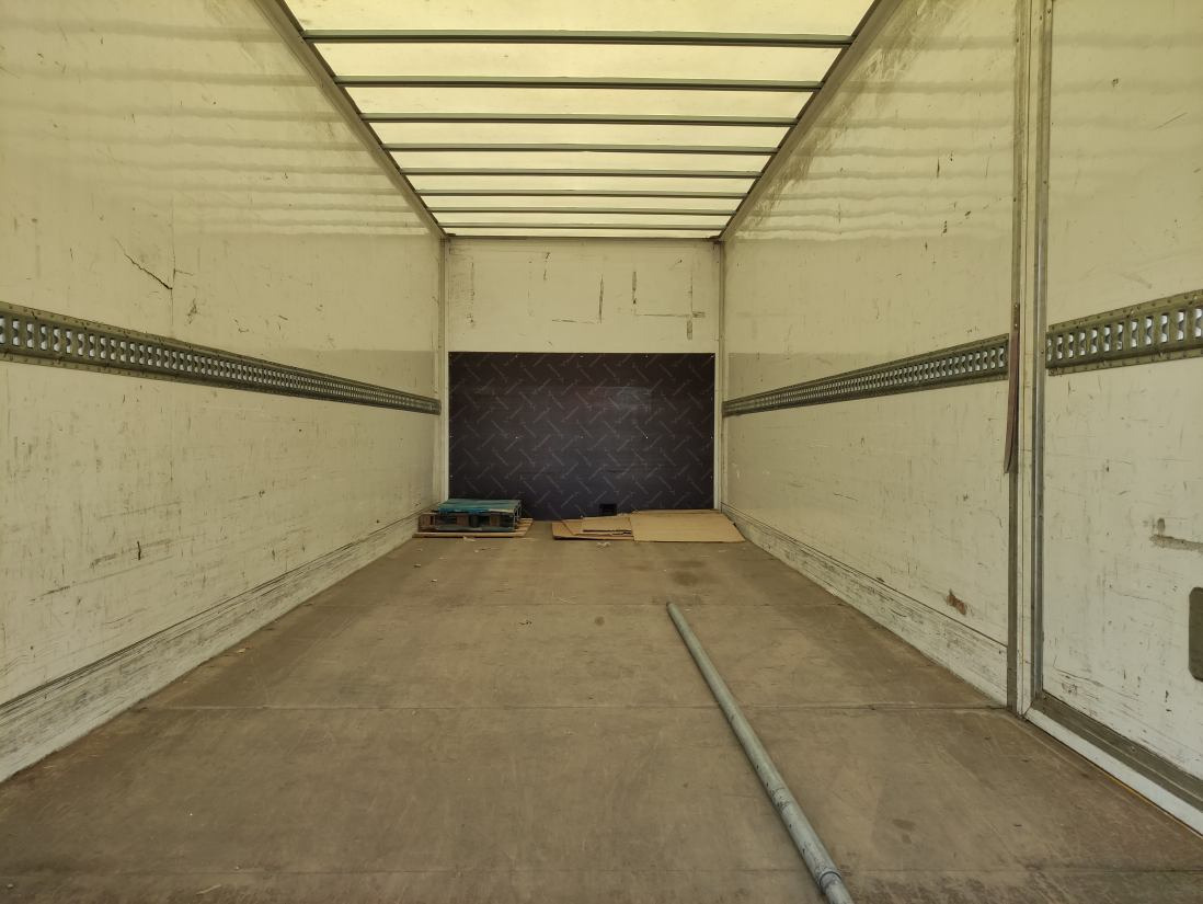 Renault D 14 240 4X2 - 319.854Km - Грузовик с закрытым кузовом: фото 5 Renault D 14 240 4X2 - 319.854Km - Грузовик с закрытым кузовом: фото 5