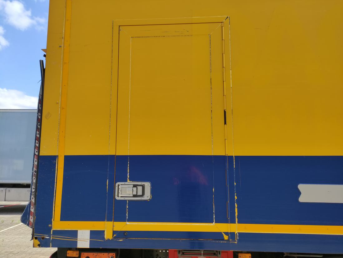 Renault D 14 240 4X2 - 319.854Km - Грузовик с закрытым кузовом: фото 3 Renault D 14 240 4X2 - 319.854Km - Грузовик с закрытым кузовом: фото 3