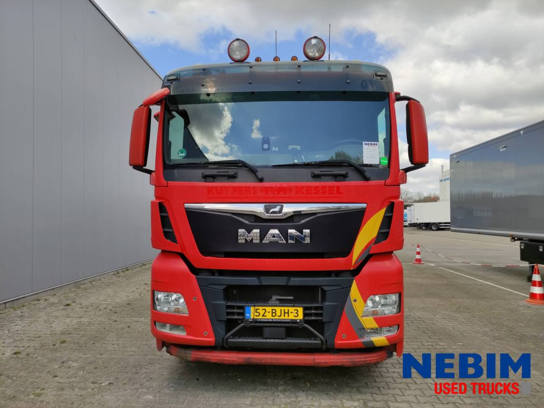 Тягач MAN TGX 26.420 6x2: фото 12