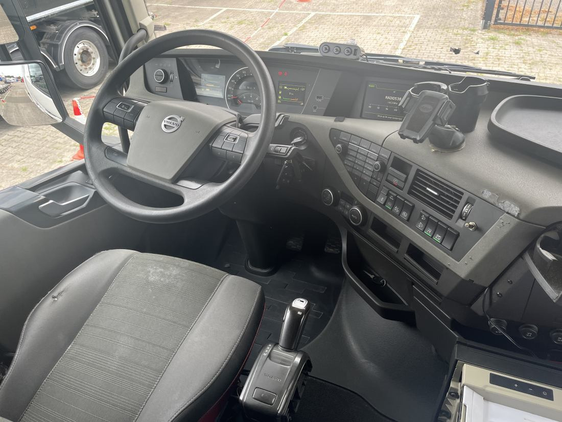 Volvo FH 460 4X2 Globetrotter - 604.000 Km. ADR - Тягач: фото 4 Volvo FH 460 4X2 Globetrotter - 604.000 Km. ADR - Тягач: фото 4