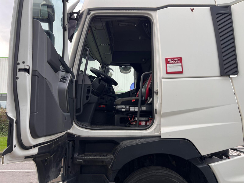 Тягач Renault T430: фото 9 Тягач Renault T430: фото 9