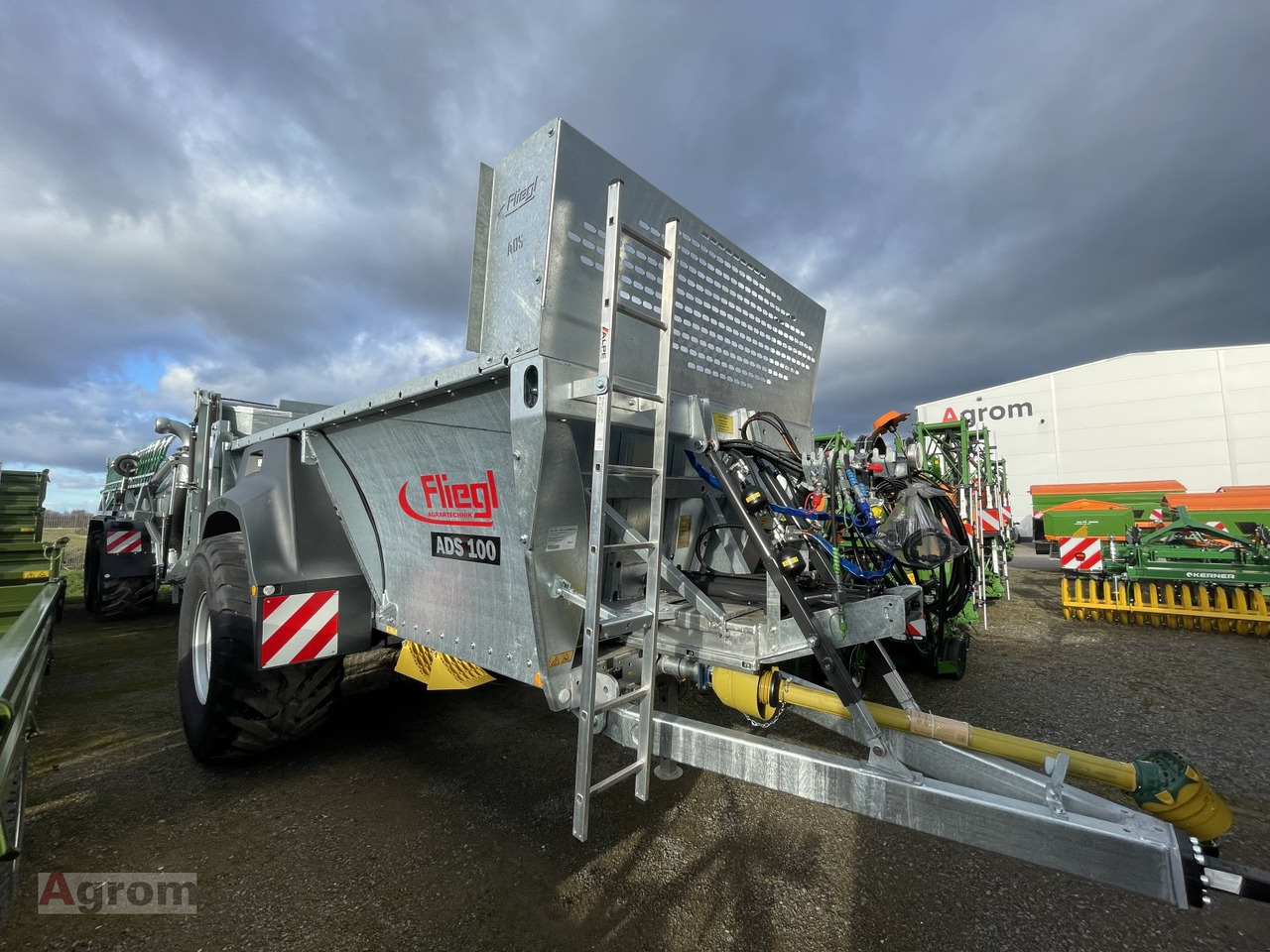 Fliegl ADS 100 - Навозоразбрасыватель: фото 2 Fliegl ADS 100 - Навозоразбрасыватель: фото 2
