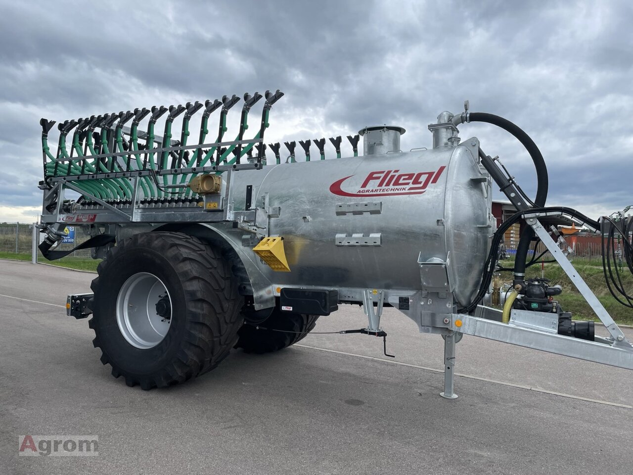 Fliegl VFW 8600 + Skate 90 - Цистерна для жидкого навоза: фото 5 Fliegl VFW 8600 + Skate 90 - Цистерна для жидкого навоза: фото 5