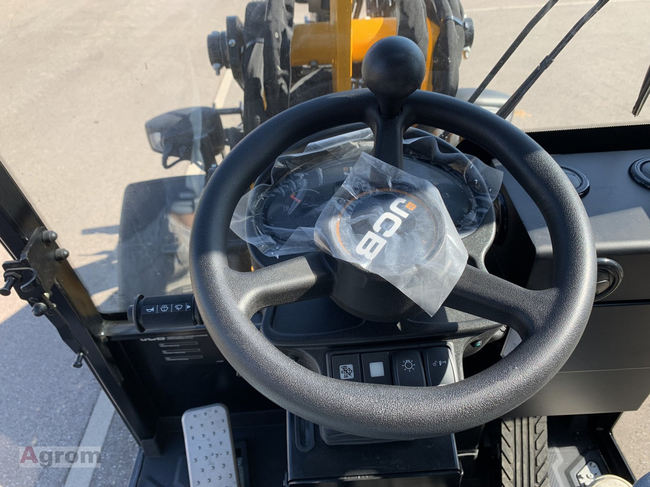 JCB 403 Plus в лизинг JCB 403 Plus: фото 14
