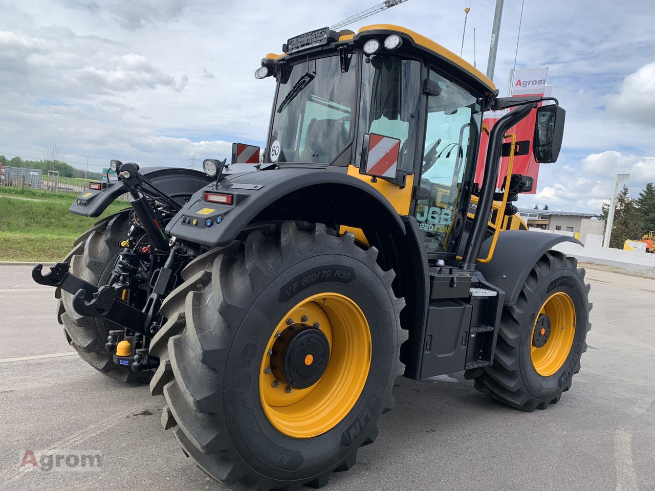 Новый Трактор JCB Fastrac 4220 iCON: фото 6