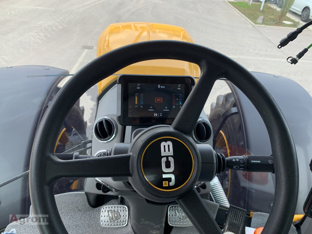 Новый Трактор JCB Fastrac 4220 iCON: фото 16