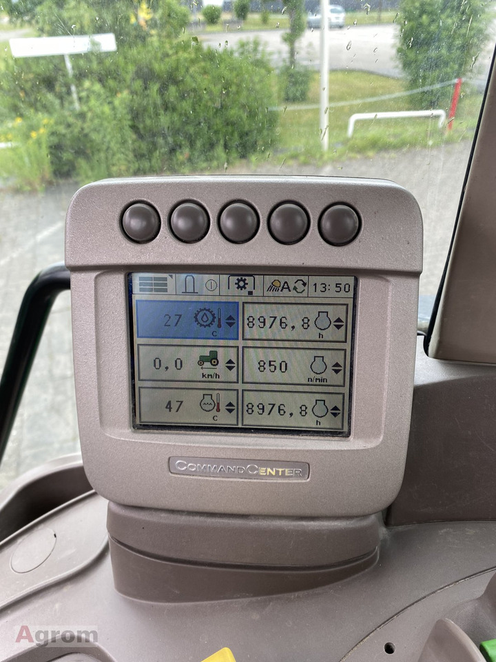 John Deere 6930 Premium - Трактор: фото 4 John Deere 6930 Premium - Трактор: фото 4