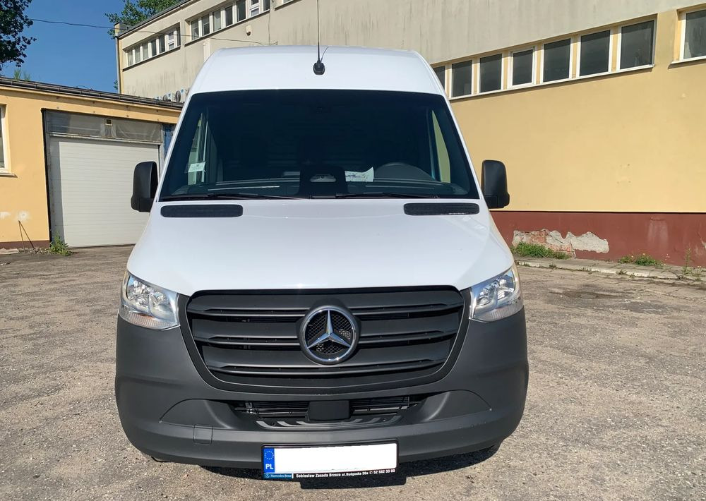 Mercedes-Benz SPRINTER 317 CDI Furgon PRO - Цельнометаллический фургон: фото 2 Mercedes-Benz SPRINTER 317 CDI Furgon PRO - Цельнометаллический фургон: фото 2