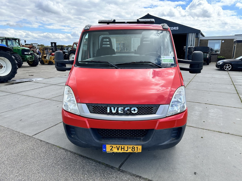 Iveco Daily 40C18 - Цельнометаллический фургон: фото 2 Iveco Daily 40C18 - Цельнометаллический фургон: фото 2