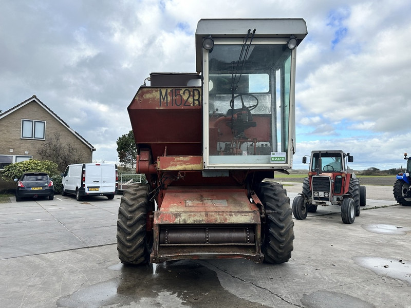 Laverda M152 - Зерноуборочный комбайн: фото 2 Laverda M152 - Зерноуборочный комбайн: фото 2