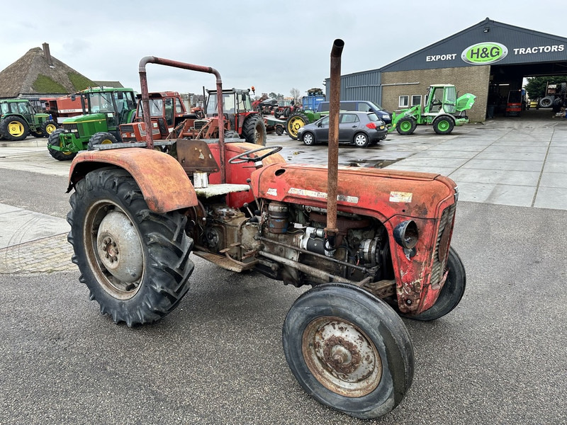 Massey Ferguson 35 - Трактор: фото 3 Massey Ferguson 35 - Трактор: фото 3
