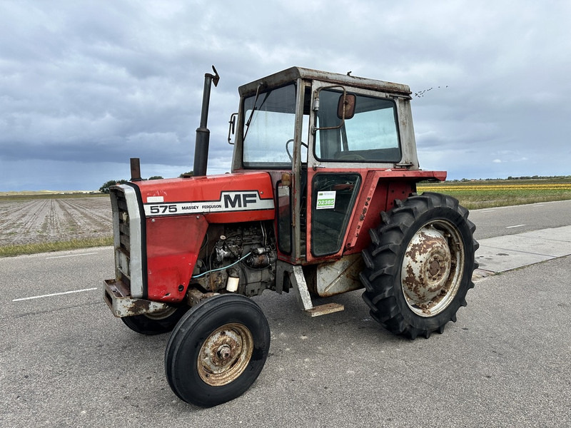 Massey Ferguson 575 - Трактор: фото 1 Massey Ferguson 575 - Трактор: фото 1