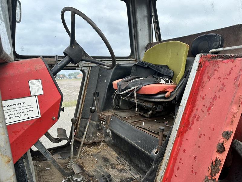 Massey Ferguson 575 - Трактор: фото 4 Massey Ferguson 575 - Трактор: фото 4