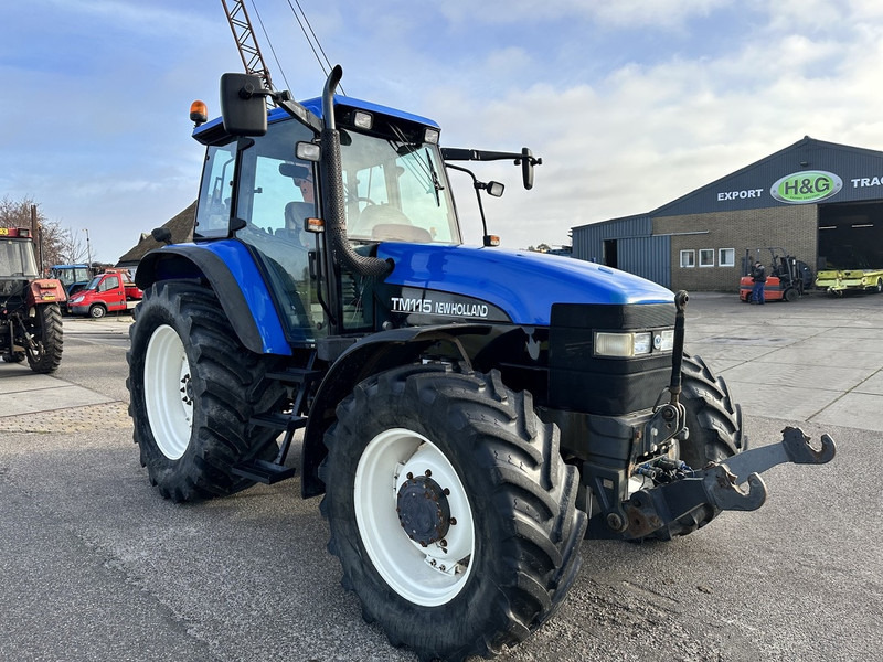 New Holland TM 115 - Трактор: фото 4 New Holland TM 115 - Трактор: фото 4