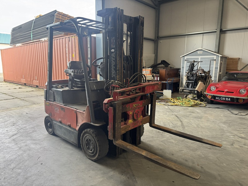 Toyota 7FBMF18 - Электропогрузчик: фото 3 Toyota 7FBMF18 - Электропогрузчик: фото 3