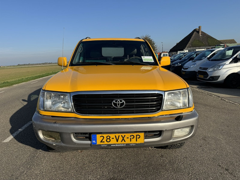 Toyota Land Cruiser - Легковой автомобиль: фото 2 Toyota Land Cruiser - Легковой автомобиль: фото 2