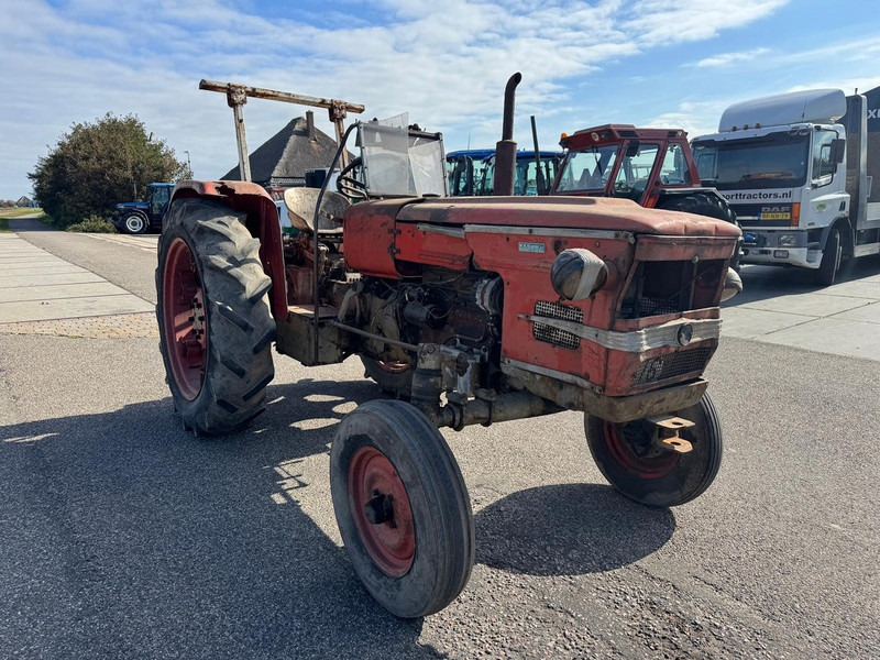 Zetor 4511 - Трактор: фото 3 Zetor 4511 - Трактор: фото 3