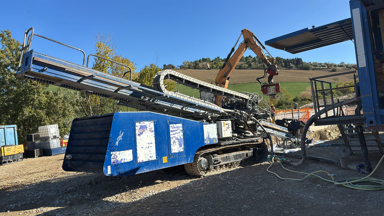 American Auger DD-220T - Техника для горизонтального бурения: фото 3 American Auger DD-220T - Техника для горизонтального бурения: фото 3