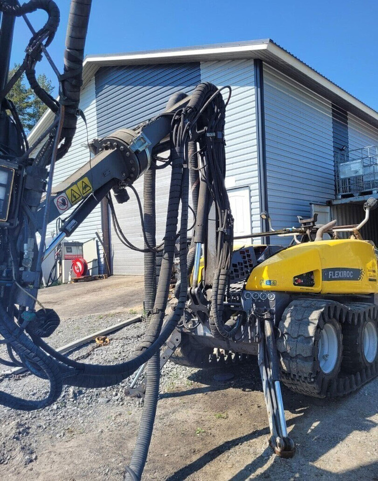 Atlas Copco FlexiROC T15R-01 - Буровая машина: фото 3 Atlas Copco FlexiROC T15R-01 - Буровая машина: фото 3