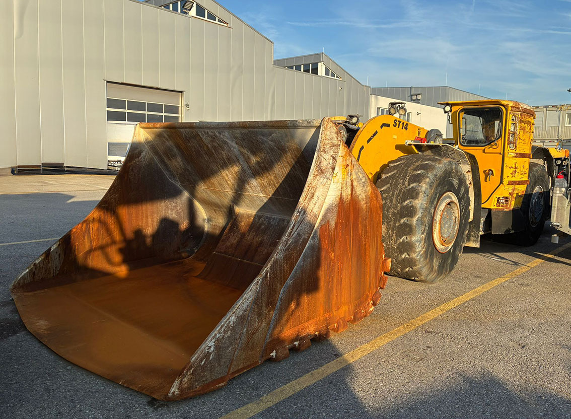 Atlas Copco ST14 - Горнодобывающая техника: фото 1 Atlas Copco ST14 - Горнодобывающая техника: фото 1