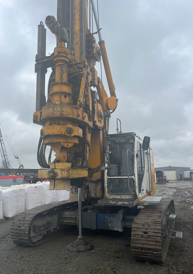 Bauer BG 15H - Сваебойная установка: фото 2 Bauer BG 15H - Сваебойная установка: фото 2