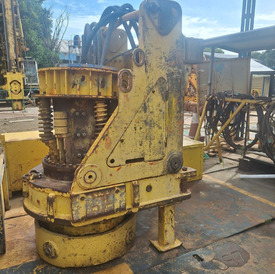 Bauer BG 24H - Сваебойная установка: фото 4 Bauer BG 24H - Сваебойная установка: фото 4