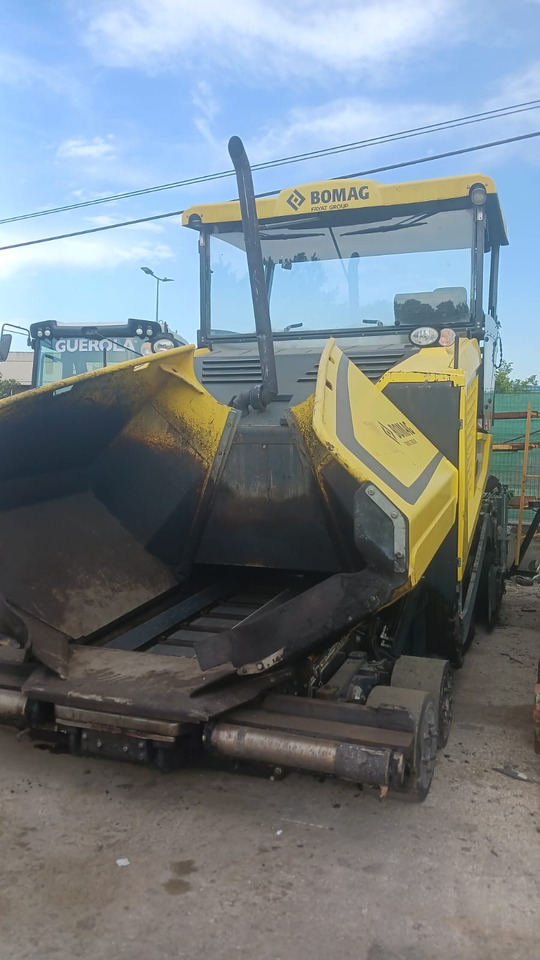 Bomag BF600 P-2 - Асфальтоукладчик: фото 3 Bomag BF600 P-2 - Асфальтоукладчик: фото 3