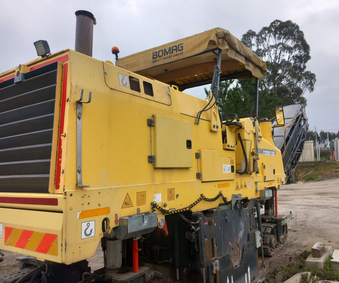 Bomag BM 1300/30 - Дорожная фреза: фото 3 Bomag BM 1300/30 - Дорожная фреза: фото 3