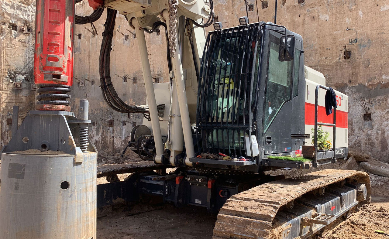 Comacchio CH 450 - Сваебойная установка: фото 4 Comacchio CH 450 - Сваебойная установка: фото 4