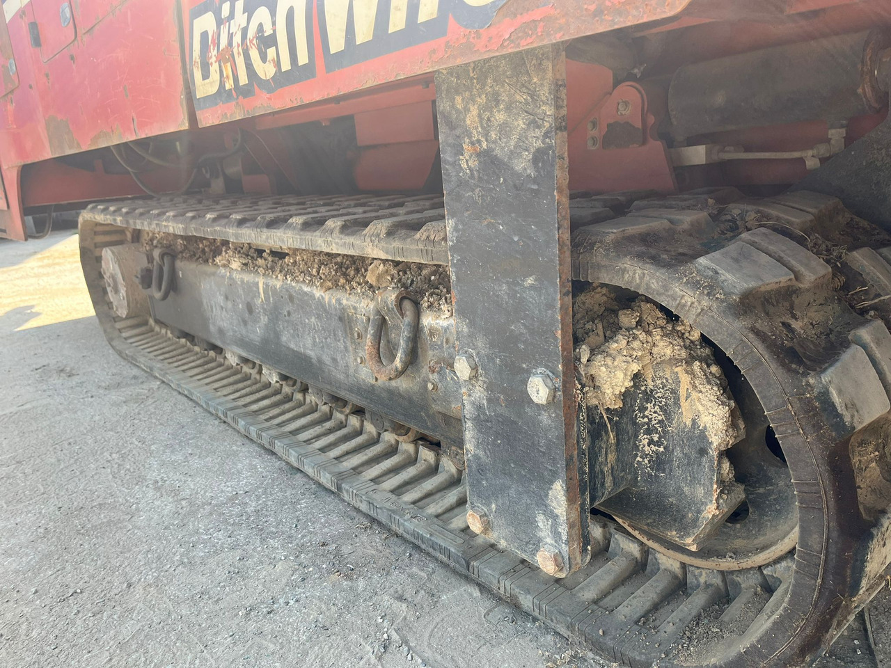 Ditch Witch JT100 Mach 1 - Техника для горизонтального бурения: фото 3 Ditch Witch JT100 Mach 1 - Техника для горизонтального бурения: фото 3