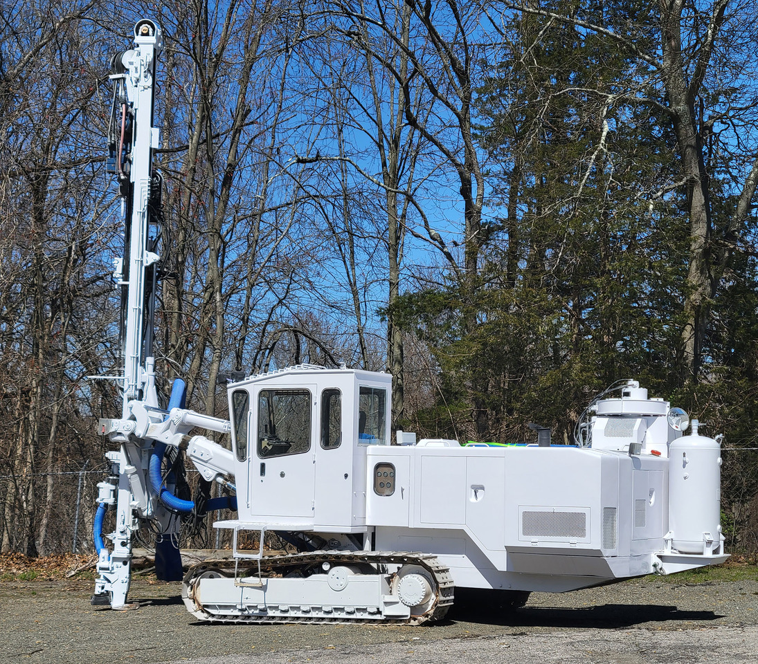 Furukawa HCR1200-ED - Буровая машина: фото 1 Furukawa HCR1200-ED - Буровая машина: фото 1