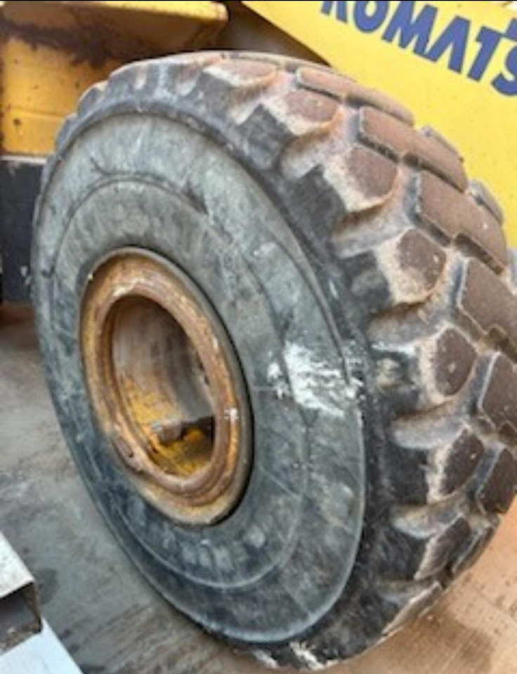 Колёсный погрузчик Komatsu WA450-5L: фото 6 Колёсный погрузчик Komatsu WA450-5L: фото 6