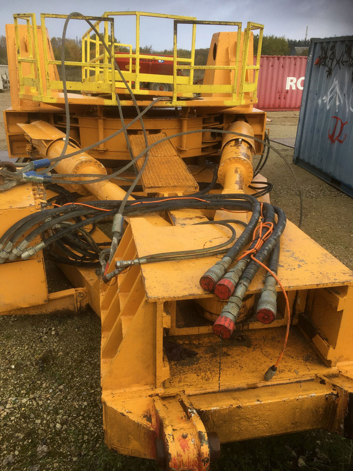 Leffer VRM2500 - Сваебойная установка: фото 3 Leffer VRM2500 - Сваебойная установка: фото 3