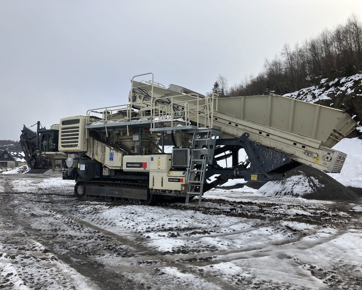 Metso LT300 HP - Конусная дробилка: фото 1 Metso LT300 HP - Конусная дробилка: фото 1