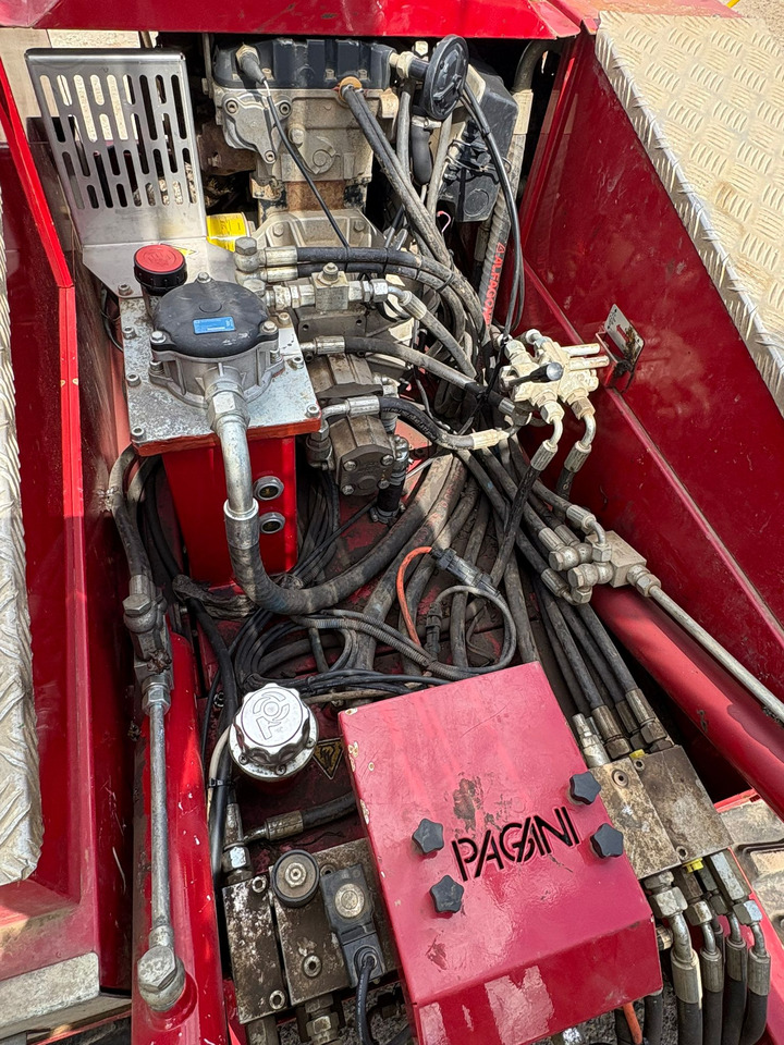 Буровая машина Pagani TG 63-150: фото 6