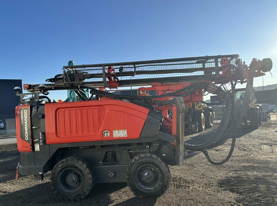 Sandvik Commando DC300Ri - Буровая машина: фото 4 Sandvik Commando DC300Ri - Буровая машина: фото 4