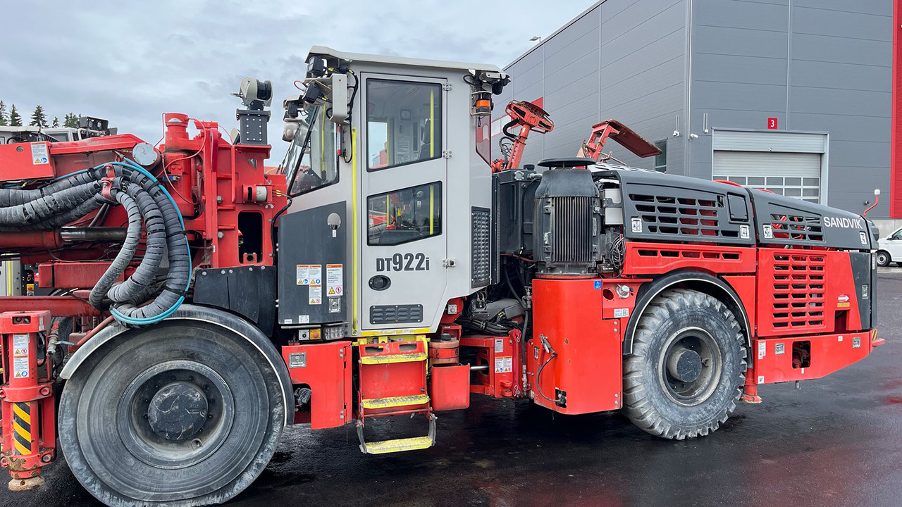 Sandvik DT922I - Техника для горизонтального бурения: фото 2 Sandvik DT922I - Техника для горизонтального бурения: фото 2